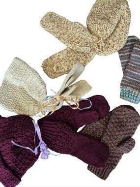Hand Made Never Used Lot Of Assorted Hats And Mittens
